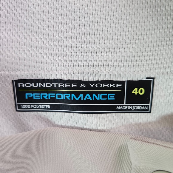 NWT Roundtree & Yorke Performance Shorts Men 40 x 8" Straight Stretch Beige - Picture 3 of 9